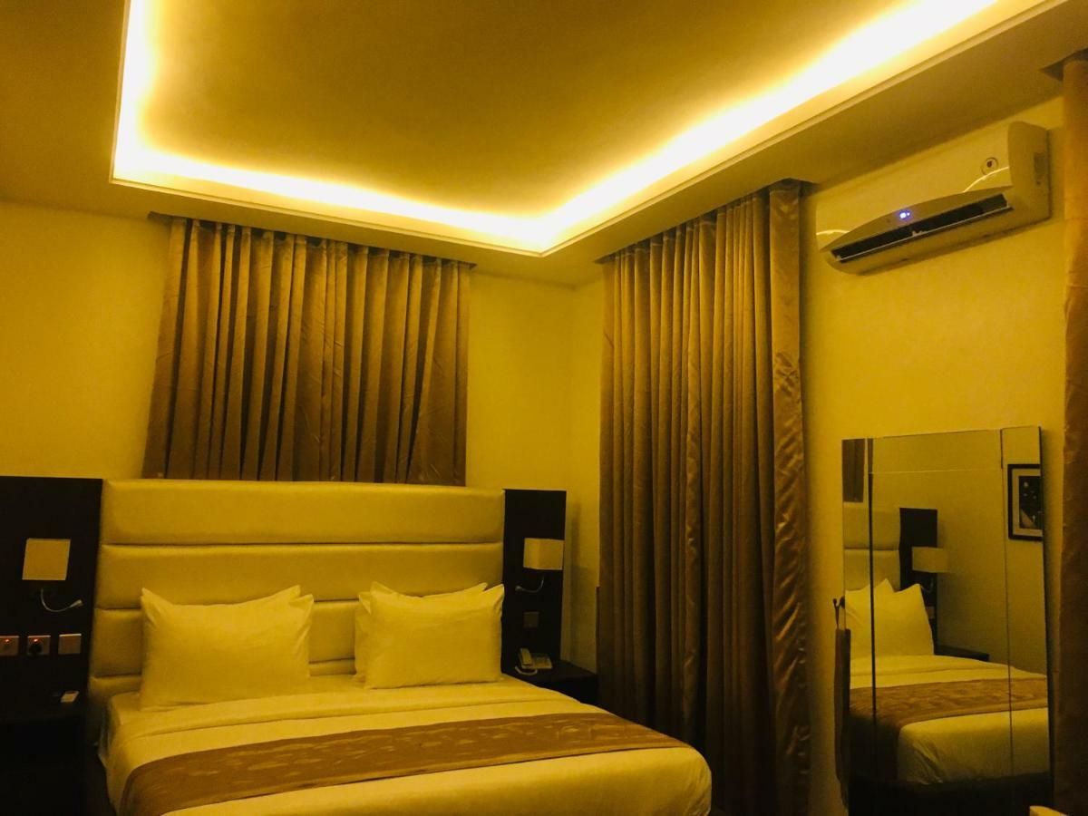Luxevilla 42 Lekki Bagian luar foto