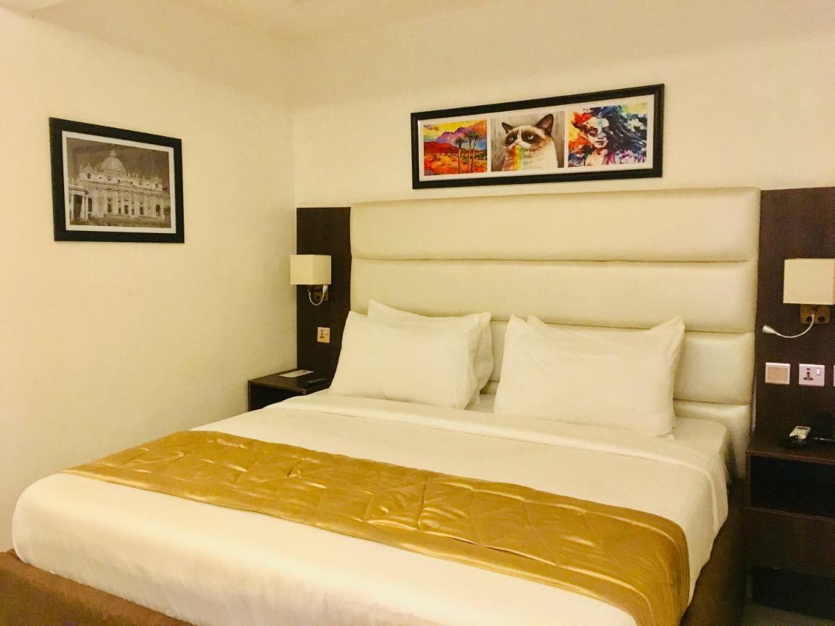 Luxevilla 42 Lekki Bagian luar foto